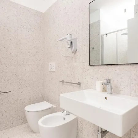 Luciano Queen's Pensionat 4*